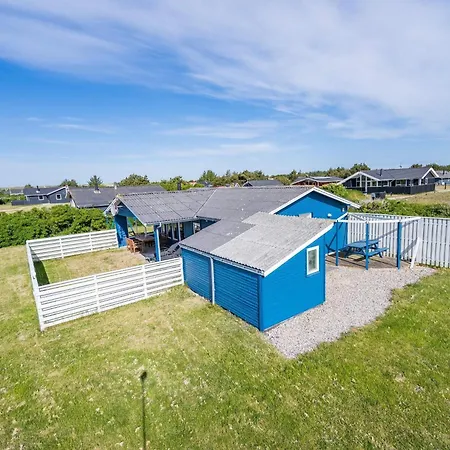 6 Person In Hvide Sande *